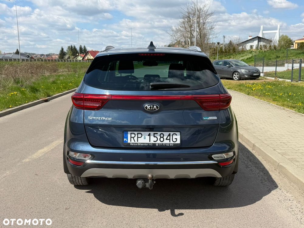 Kia Sportage 1.6 CRDI AWD Eco-Dynamics+ (48V M-H) DCT PLATINUM - 9