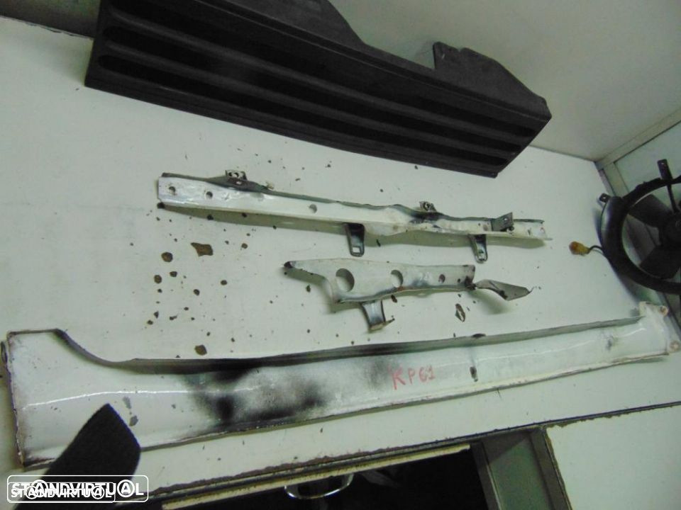 Toyota Starlet KP61 travessa do radiador - 4