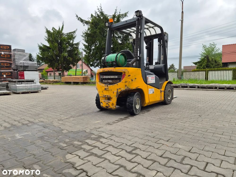 Jungheinrich TFG 425 DZ4700 - 3