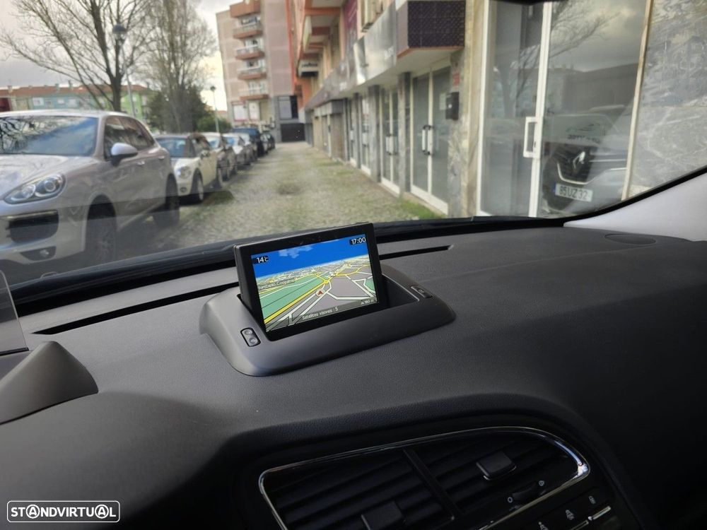 Peugeot 5008 1.6 E-HDi 7L Allure 2-Tronic 113g - 18