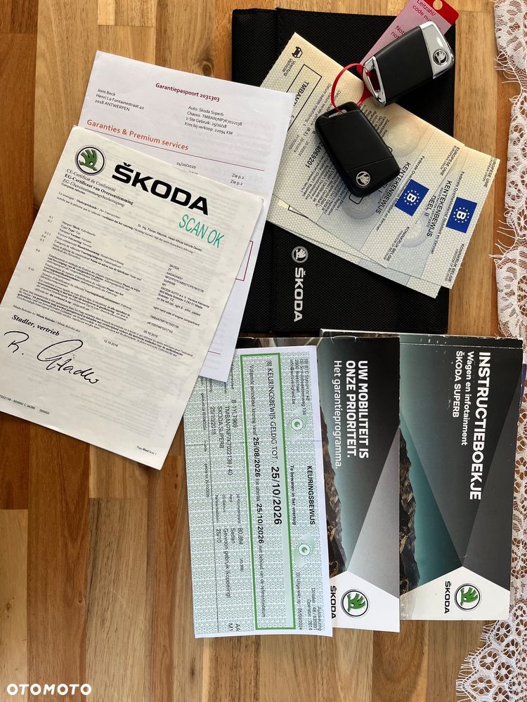 Skoda Superb 1.5 TSI ACT DSG Ambition - 24