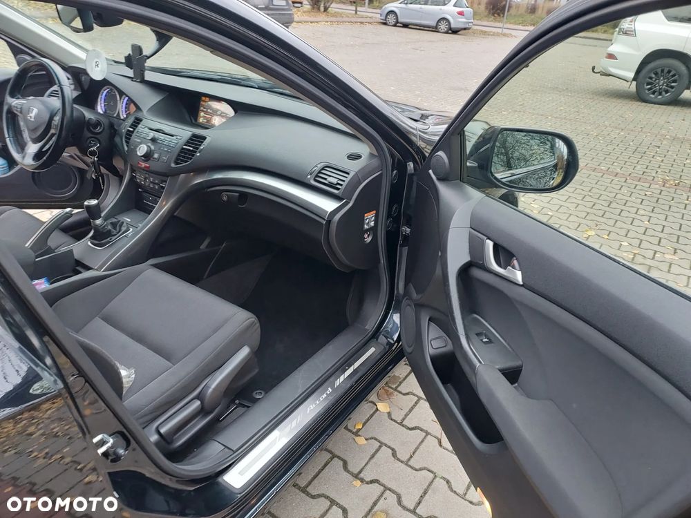 Honda Accord 2.0 Lifestyle Navi - 6