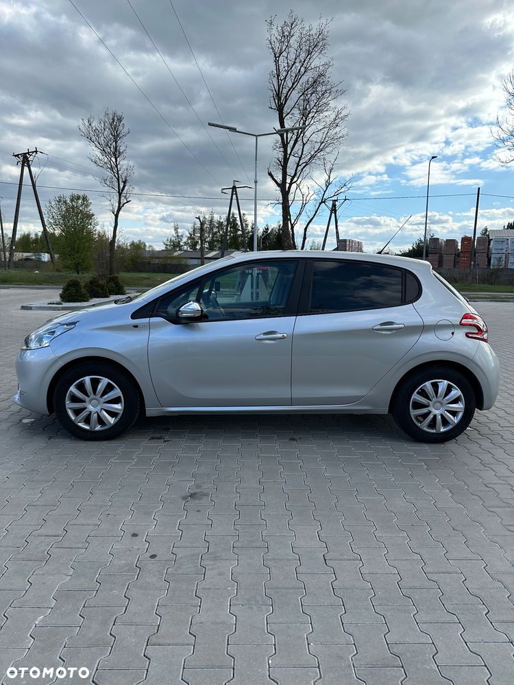 Peugeot 208 82 PureTech Style - 5
