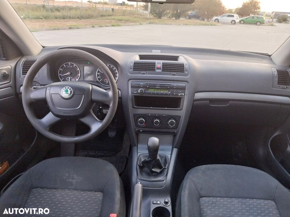 Skoda Octavia 1.4 MPI Classic - 5