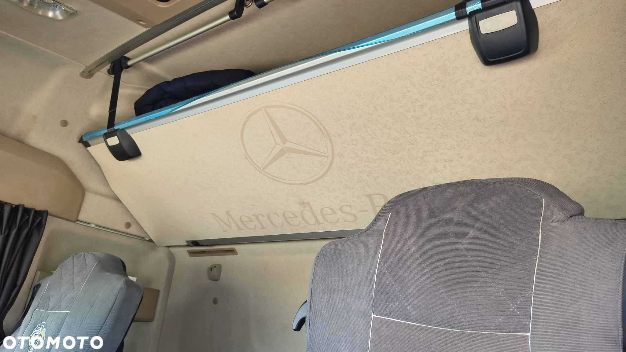 Mercedes-Benz Actros - 11