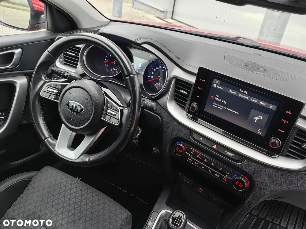 Kia XCeed 1.4 T-GDI M - 14
