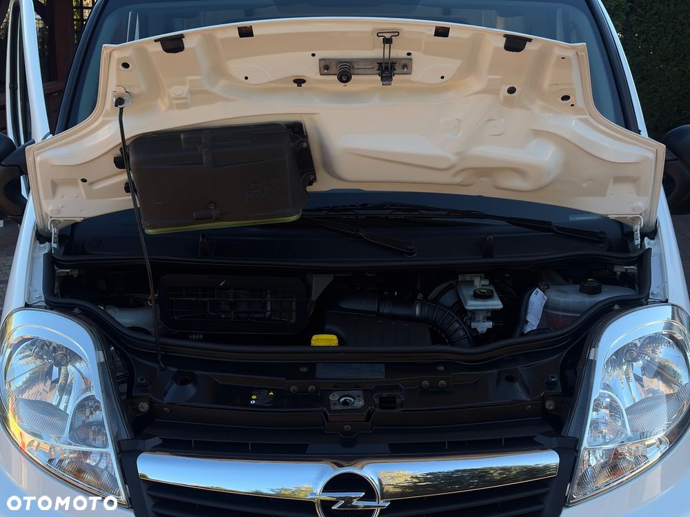 Opel Vivaro - 34