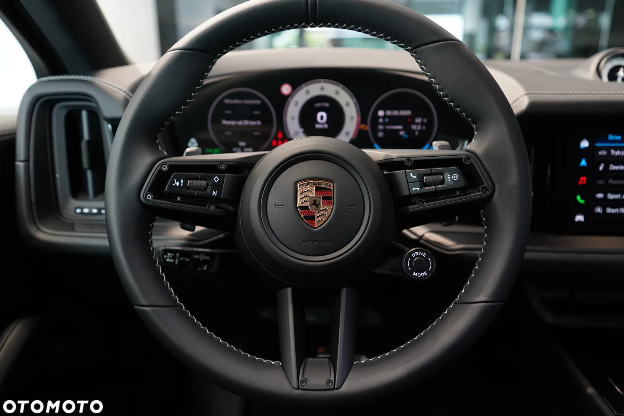 Porsche Cayenne Coupe GTS - 13