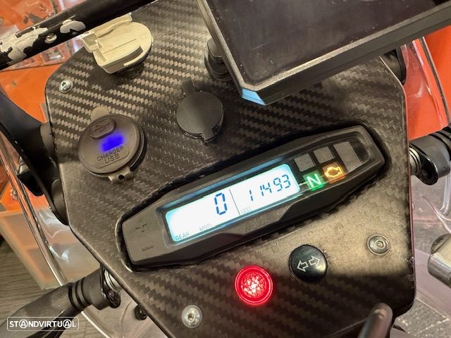 Husqvarna 701 Enduro - 7