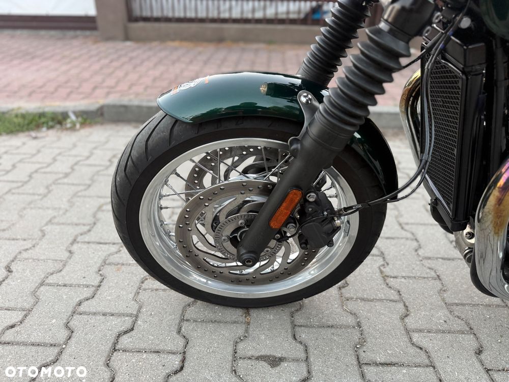 Triumph Thruxton - 25
