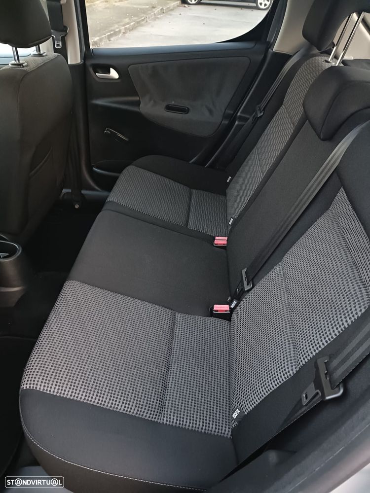 Peugeot 207 1.4 HDi Sport - 10