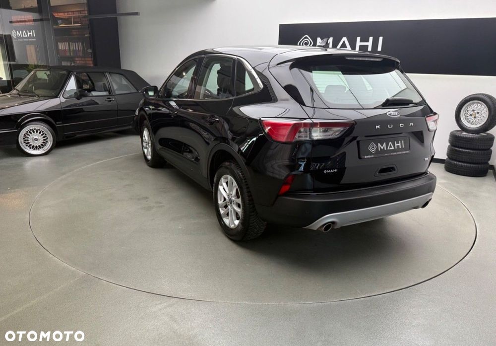 Ford Kuga 2.0 EcoBlue Hybrid TITANIUM - 10