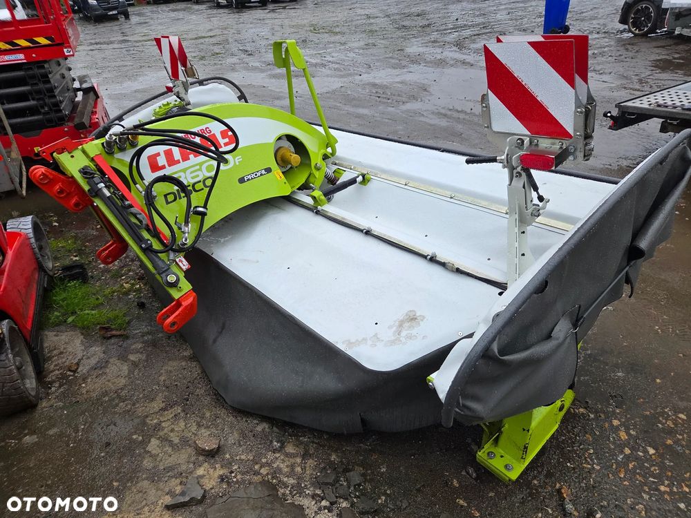 Claas DISCO 3600F czolowa kosiarka - 9