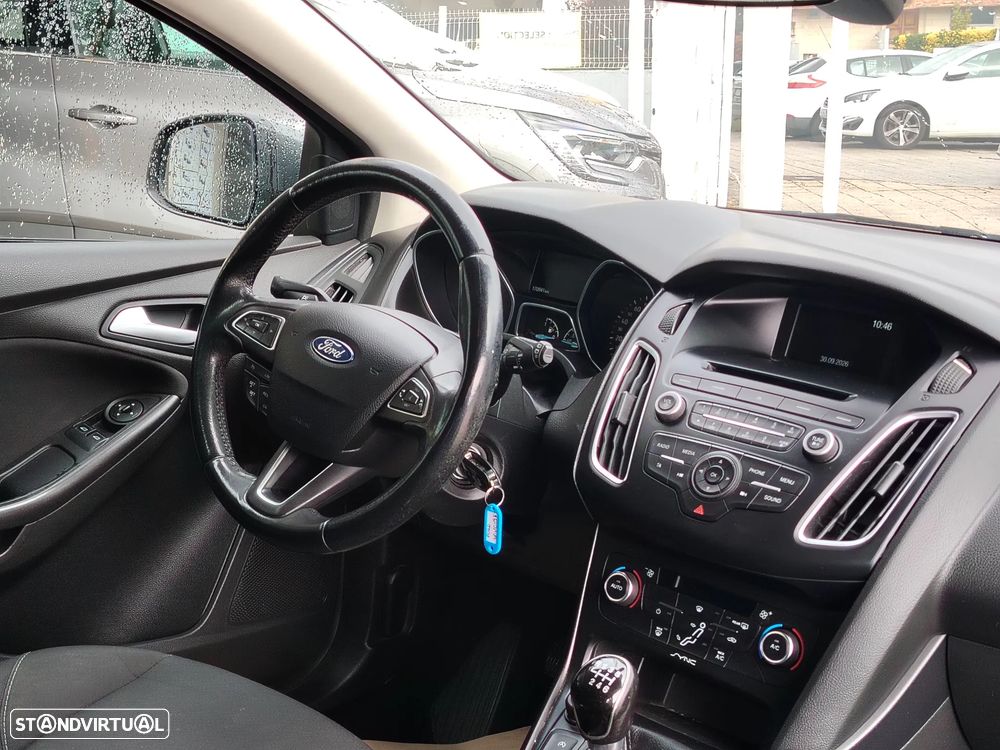 Ford Focus SW 1.0 EcoBoost S&S Business Edition - 6