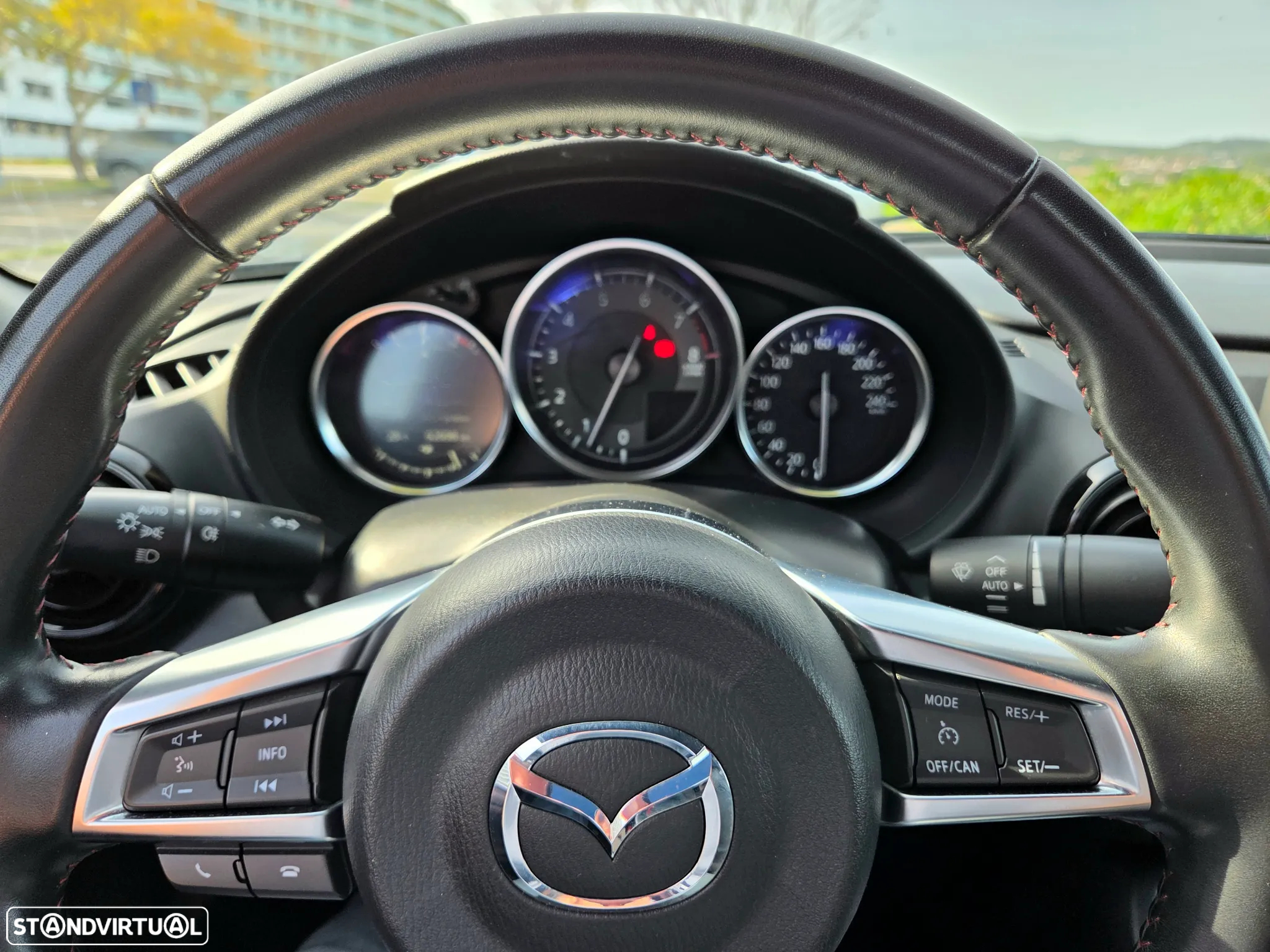 Mazda MX-5 MZR 1.5 RF Sky.Excell.Navi - 10