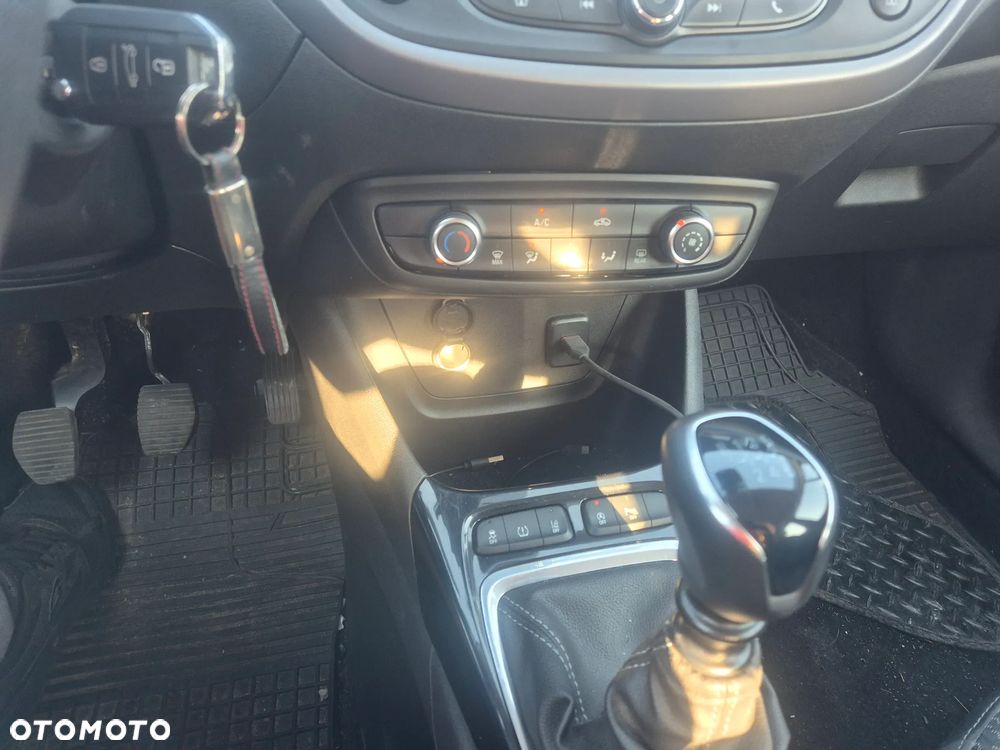 Opel Crossland X 1.2 T Eco Enjoy S&S - 8