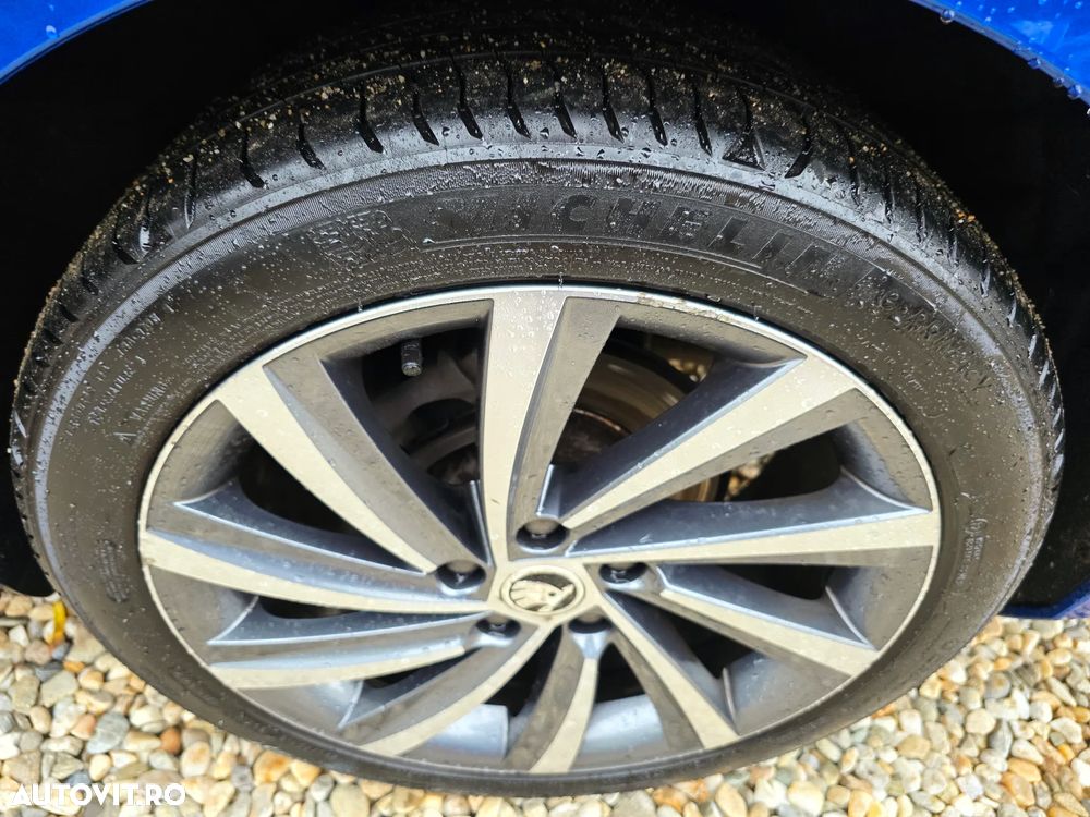 Skoda Octavia 2.0 TDI DSG Sportline - 26