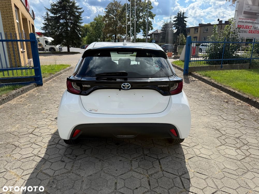 Toyota Yaris - 6