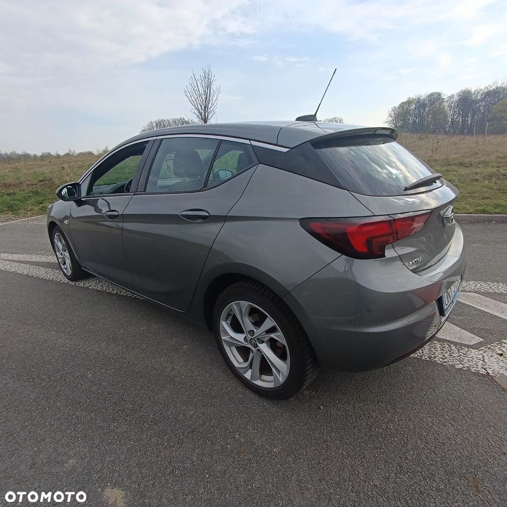Opel Astra 1.4 T GPF Dynamic - 4