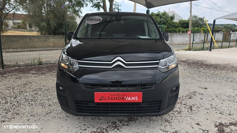Citroën Berlingo CX.AUT. 8V. 3 LUGARES C/GPS 130 CV - 2