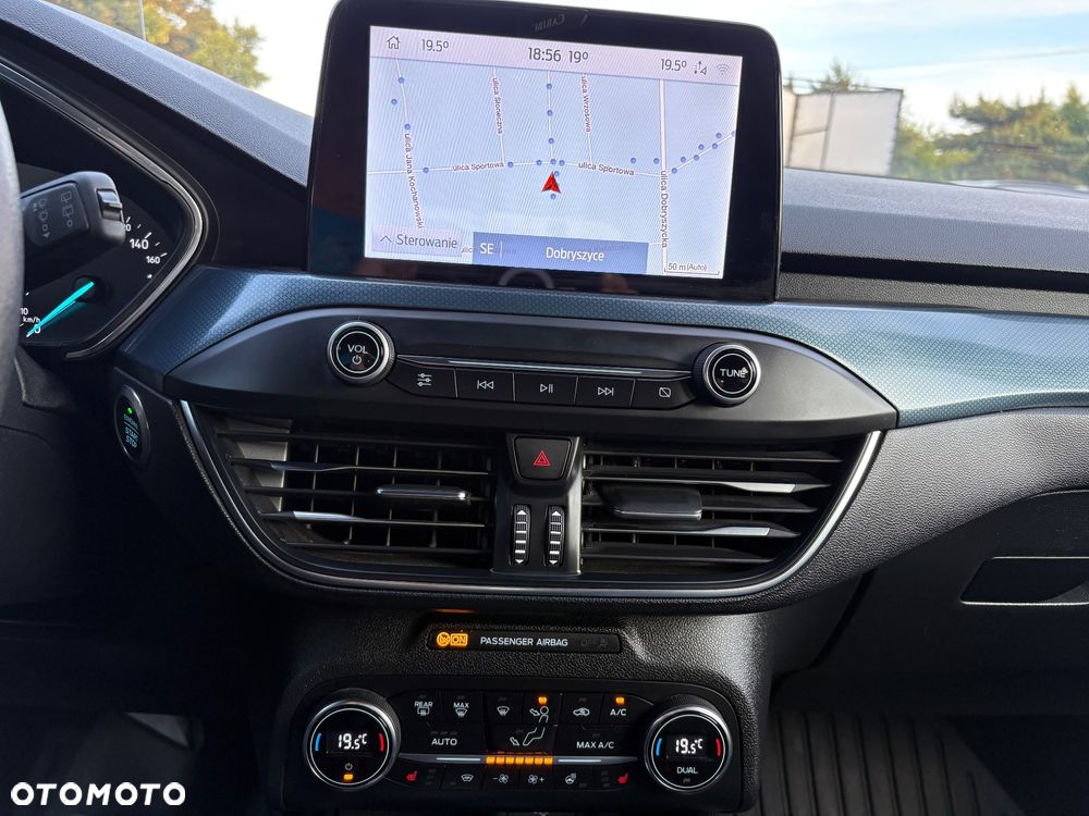 Ford Focus - 21