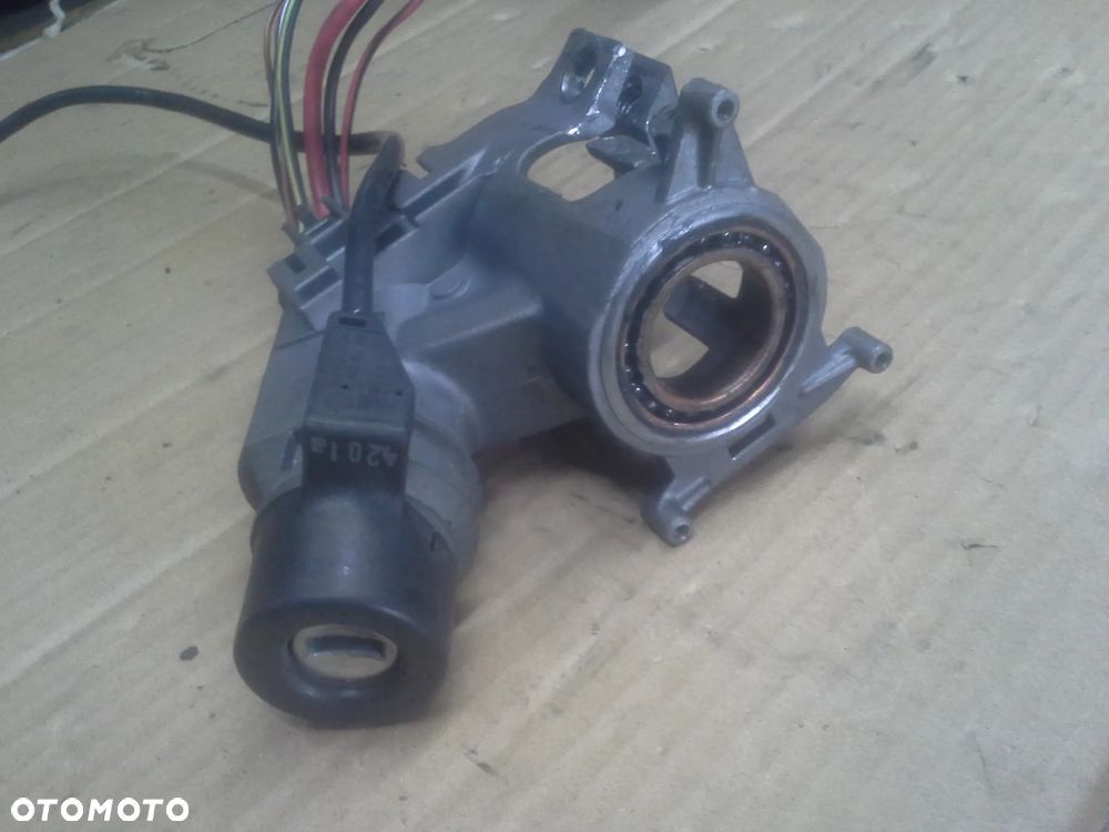 Volkswagen Caddy II 1.9 SDi zestaw startowy komputer 0281010007  038906013AN - 6