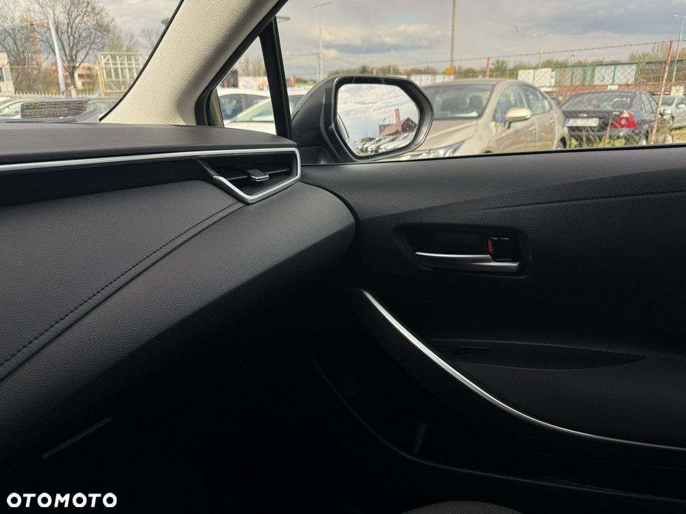 Toyota Corolla 1.5 Comfort - 31