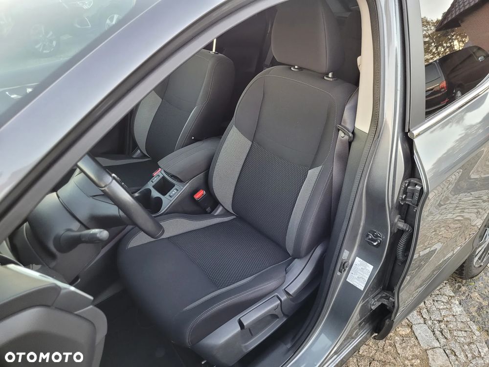 Nissan Qashqai 1.2 DIG-T N-Vision - 6