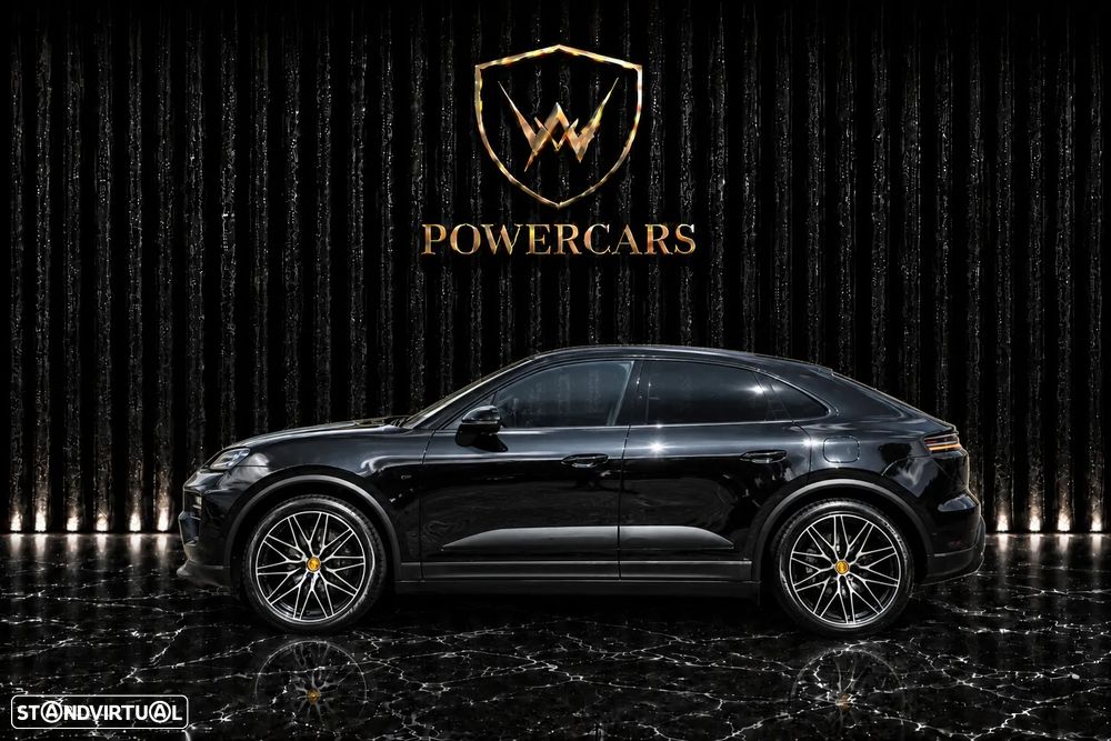 Porsche Macan Electric - 11