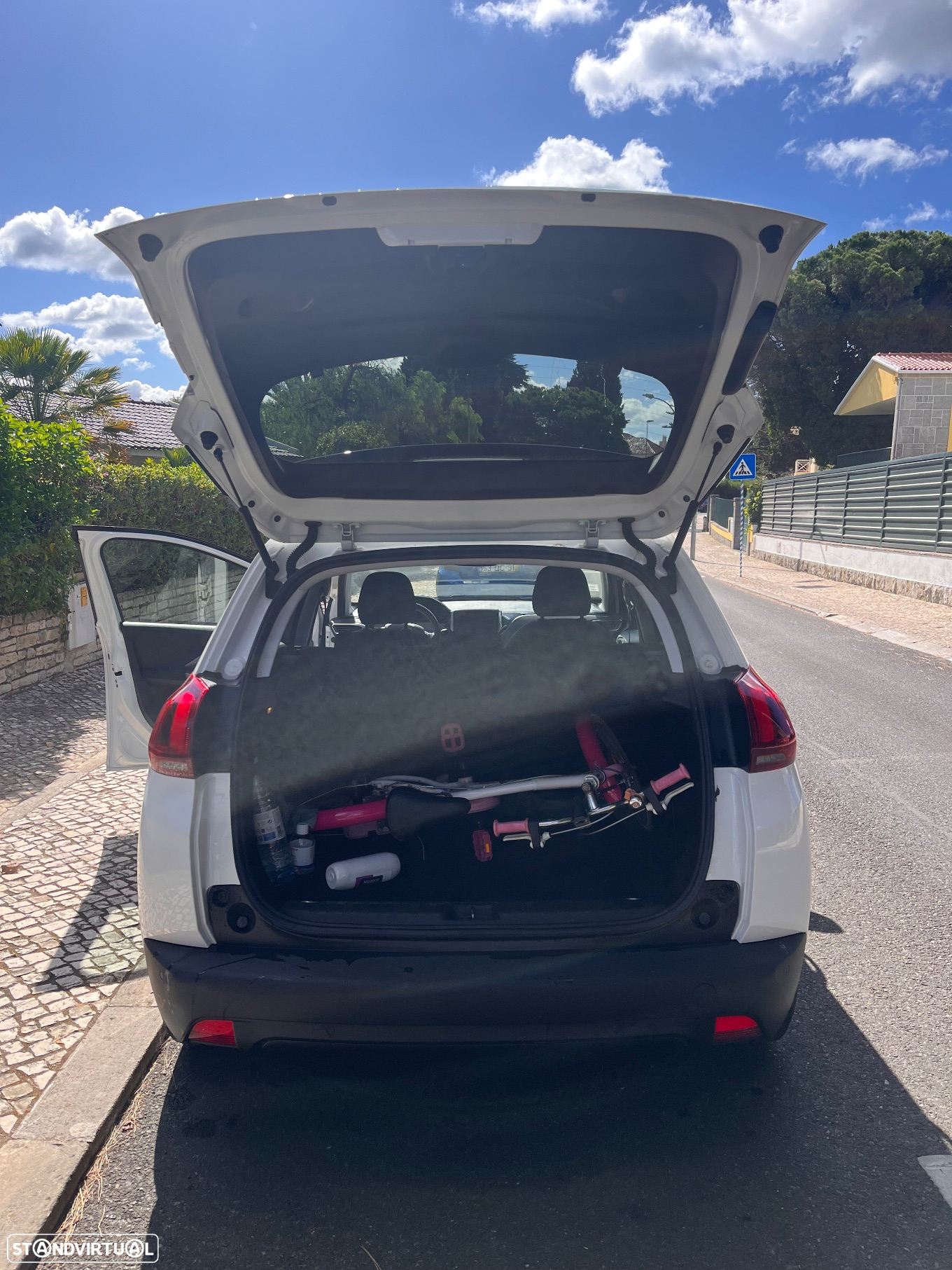 Peugeot 2008 1.2 PureTech Style - 10