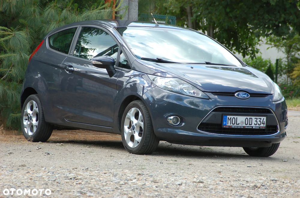Ford Fiesta 1.25 Champions Edition - 21