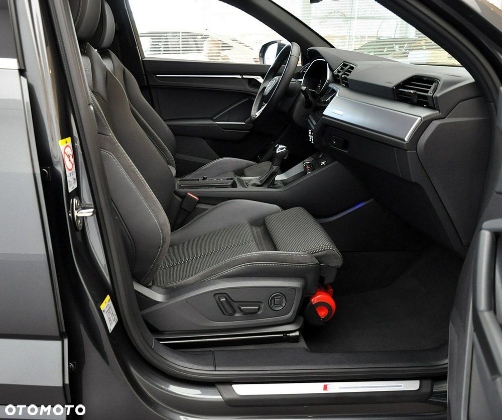 Audi Q3 Sportback - 26
