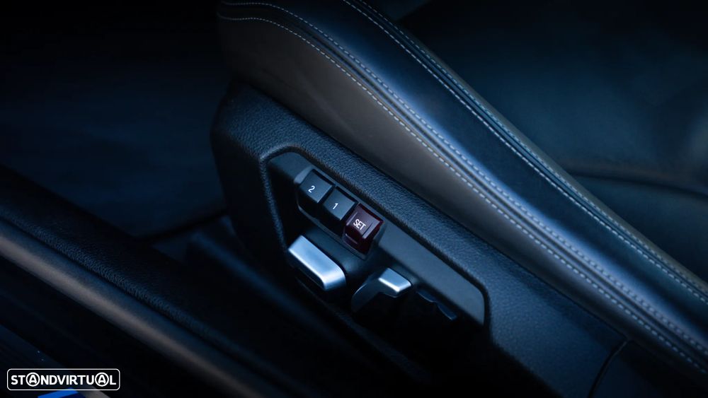 BMW M4 Coupe DKG Competition - 29