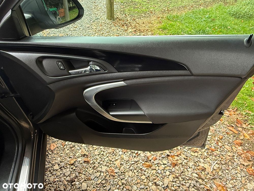 Opel Insignia 2.0 ECOTEC DI Turbo 4x4 Sport - 16