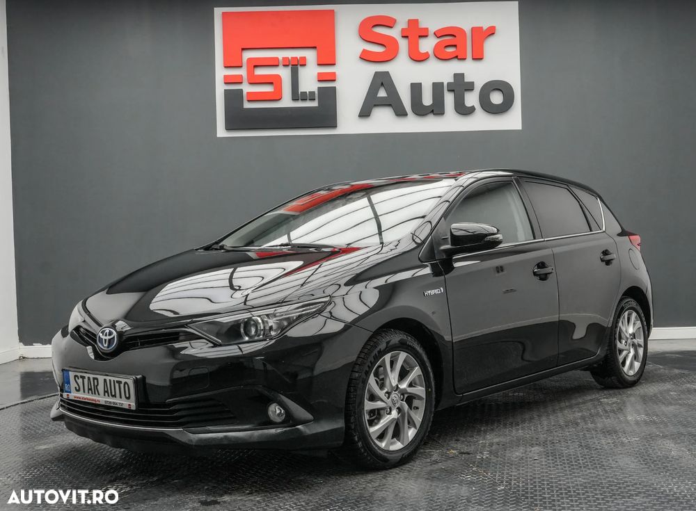 Toyota Auris 1.8 L VVT-i Hybrid Sol + - 1