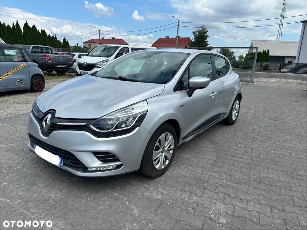 Renault Clio - 1