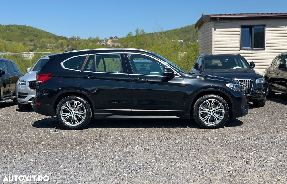 BMW X1 xDrive25e Sport Line - 9