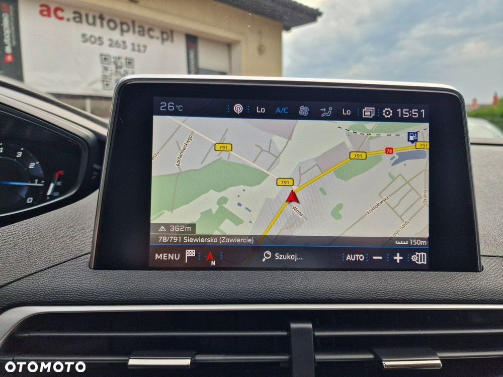 Peugeot 3008 1.2 PureTech Allure S&S - 23