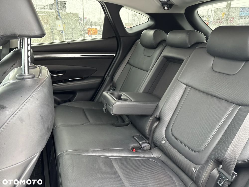 Hyundai Tucson 1.6 T-GDi HEV Platinum 2WD - 18