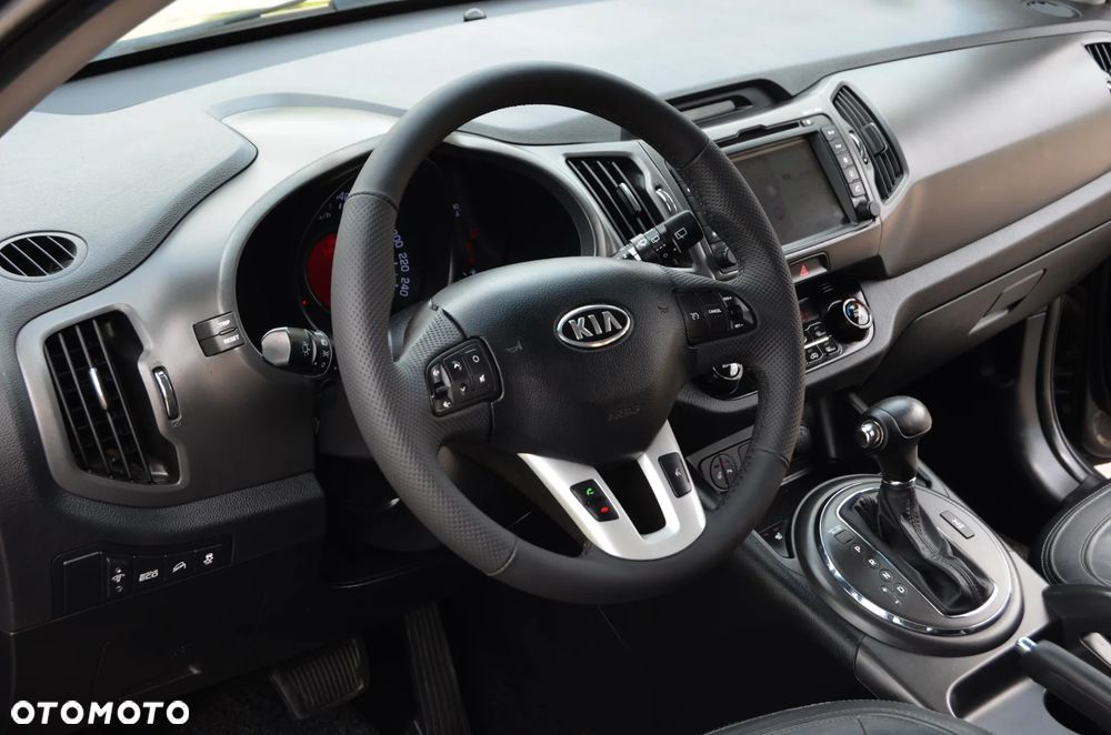 Kia Sportage 2,0 CRDI AWD Vision - 28