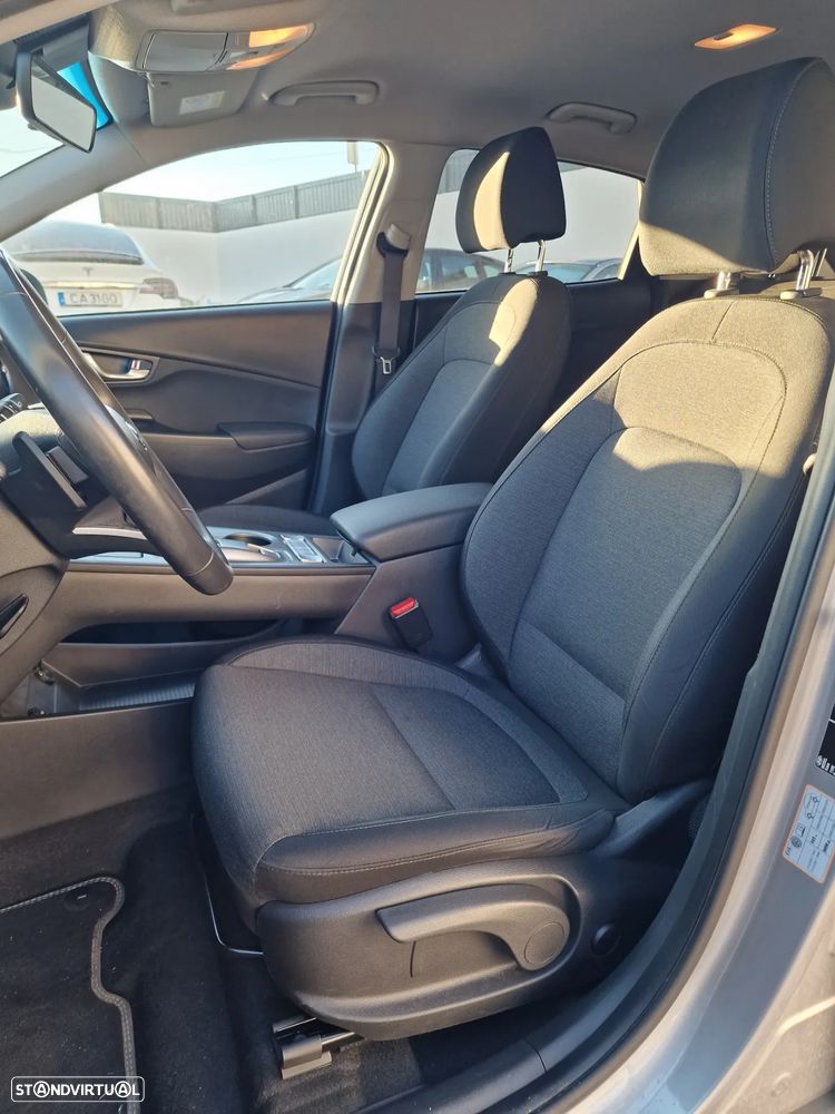 Hyundai Kauai EV 39 kWh Executive - 11