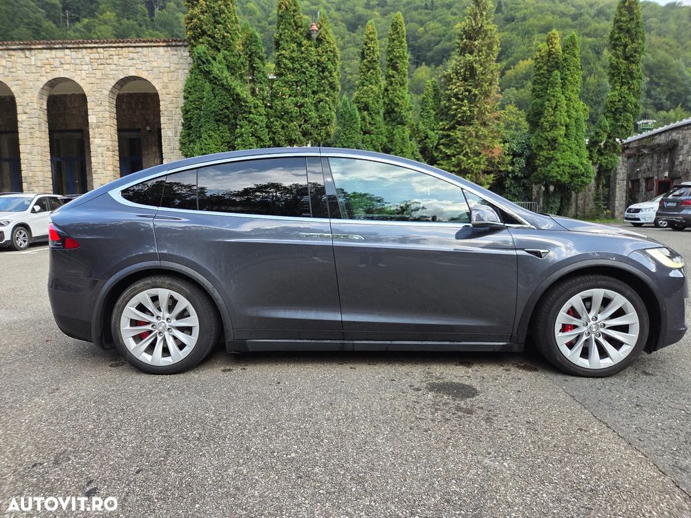 TESLA Model X 2020 — imagine 7