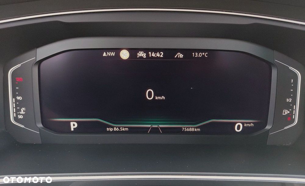 Volkswagen Tiguan 1.5 eTSI Elegance DSG - 25