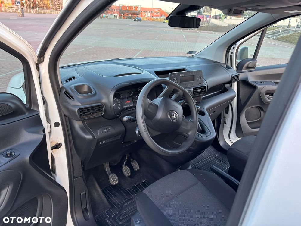 Toyota Proace City Verso 1.5 D-4D Business - 17