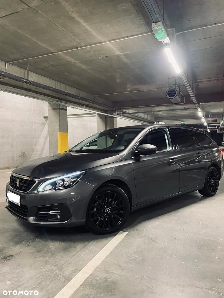 Peugeot 308 SW BlueHDi 130 EAT8 Stop & Start Active - 10