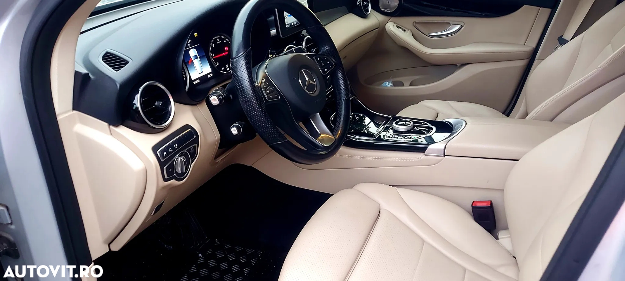 Mercedes-Benz GLC 250 d 4Matic 9G-TRONIC - 9