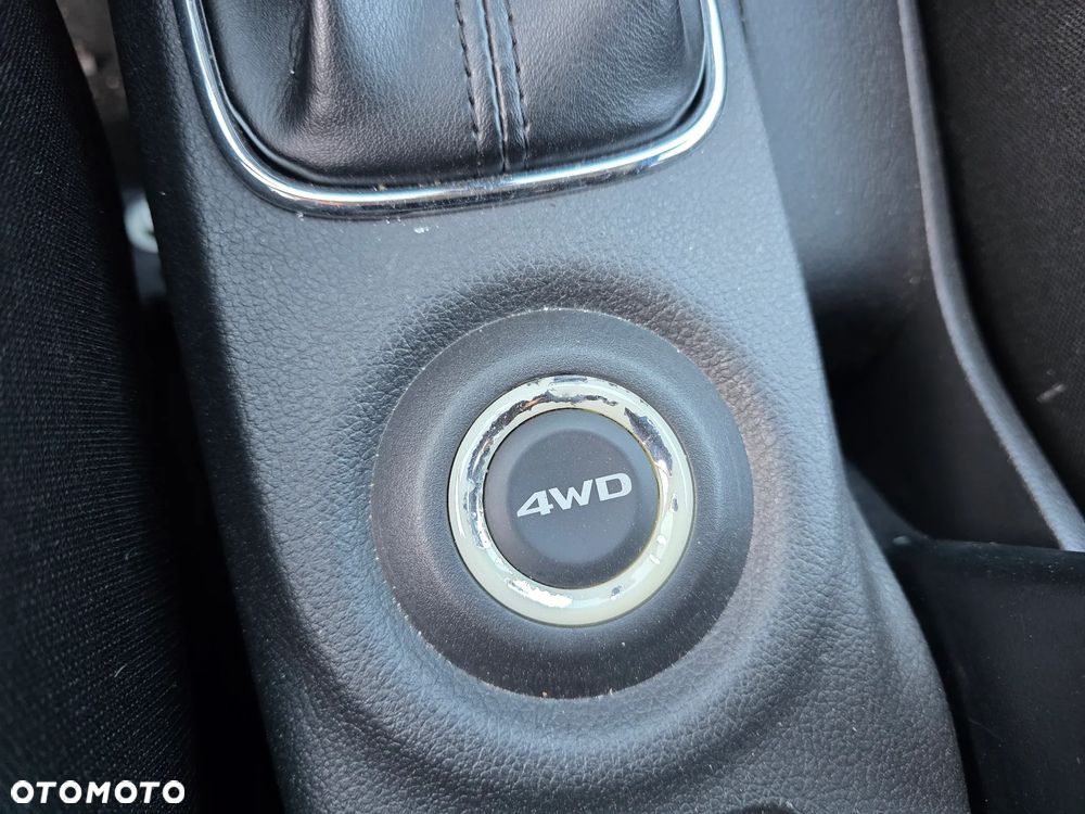 Mitsubishi Outlander 2.2 DI-D 4WD Intense - 19