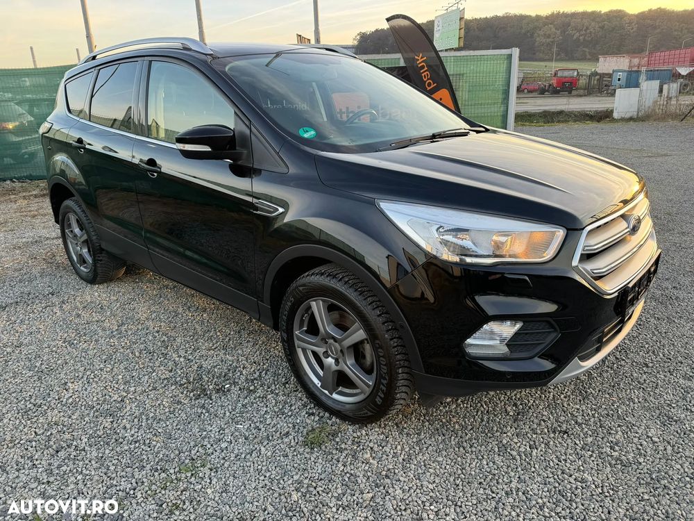 Ford Kuga 1.5 EcoBoost 2x4 Black & Silver - 14