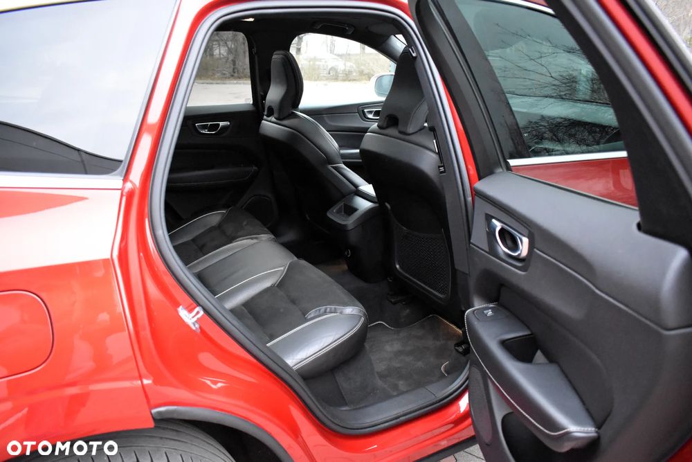 Volvo XC 60 D4 Geartronic RDesign - 17