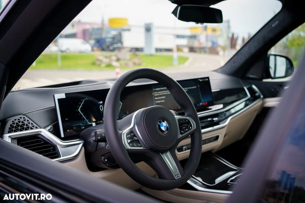 BMW X7 - 16